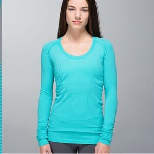lululemon Swiftly Tech Long Sleeve Scoop Heathered Blue Tropics Sz 4
